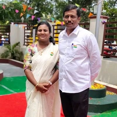 🏴🚩திருச்செங்கோடு நகர திமுக
🏴🚩திருமதி.நளினி சுரேஷ்பாபு