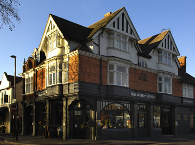 A beautiful restoration of a Victorian boozer on the Chiswick/Acton border. We aim to deliver a dining and drinking experience which is friendly and  relaxed.