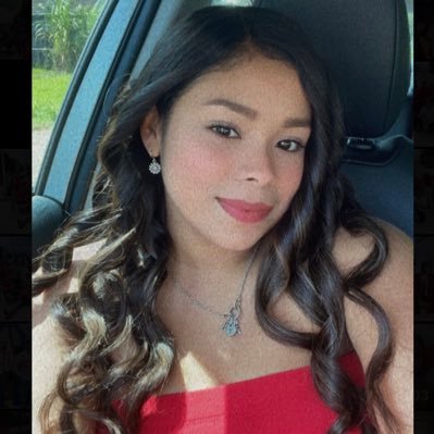 “When you do nothing it leads to the very best of something”|UH Alumna🐾|B♥️|Lizbeth💖Isabella