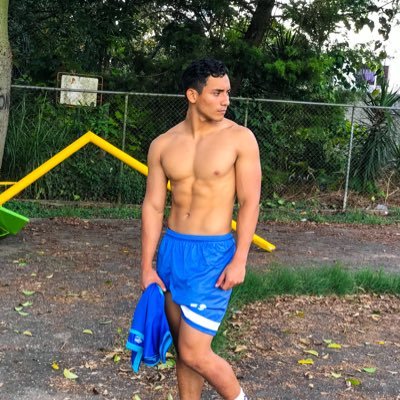 VillalobosBon11's profile picture. 😛