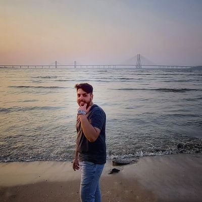 PaajiStyle's profile picture. Ambivert | Technology Enthusiast | Foodie