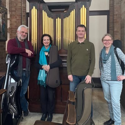 UK’s finest chamber musicians, core quartet. Founded by @MadeleineM_Vln 1992 @Naxos_uk albums incl.Grace Williams ‘Passionate and persuasive advocacy’Gramophone