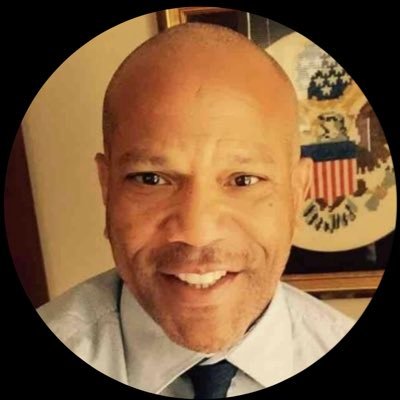 Juris Doctor, Teacher, Civil Rights Advocate, Son of MLK’s Attorney, Former Lawyer, and Founder of https://t.co/pDr9a5Y2rS - Remove Tax-Paid Confederate Tributes.