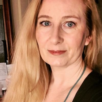 LeiaRDorathy's profile picture. Follower of Jesus ✝️, public servant of all at Social Services, Ebay Bookstore: LeiaLuvsBooks