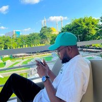 Folu (@iam_folz) Twitter profile photo