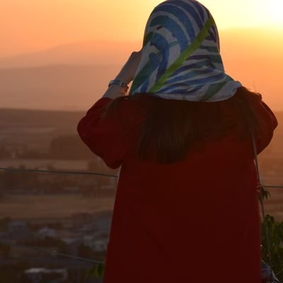 saharbs68's profile picture. 