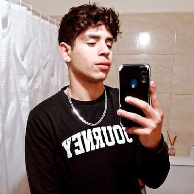 miehe_ivan's profile picture. https://t.co/v1GOxnGebI