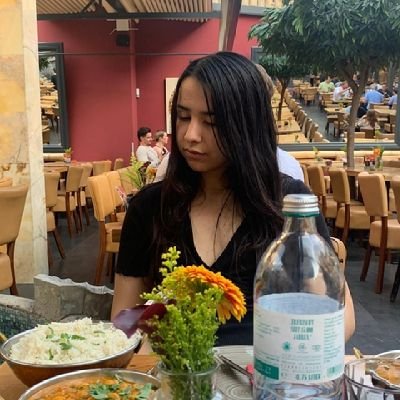22, she/her, B| 𝖨𝗇𝗍𝖾𝗋𝗇𝖺𝗍𝗂𝗈𝗇𝖺𝗅 𝖡𝗎𝗌𝗂𝗇𝖾𝗌𝗌 𝖬𝖺𝗃𝗈r | ☀ 🇹🇳🇫🇷🇬🇧🇮🇹 ⛅ 🇩🇪 ☁ 🇳🇴 🔜 🇪🇸 | Gym, plant-based 🏋🏻♀🌱
