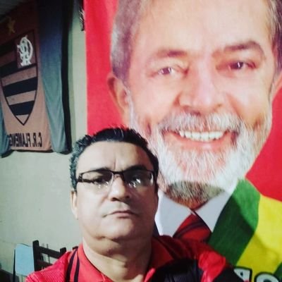Sonho que se sonha só, é só um sonho que sonha só, mas sonho que se sonha junto é realidade.