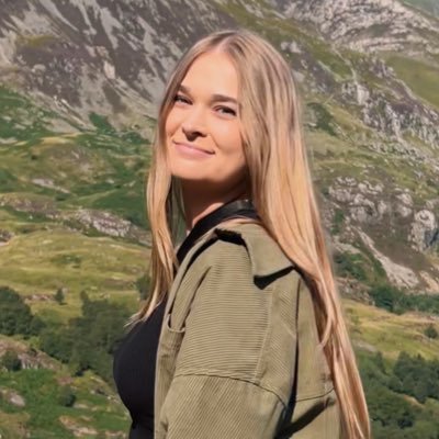 eva_tahernia's profile picture. 