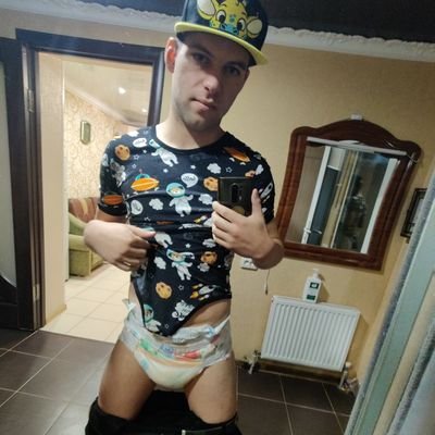 Just a cute little #gayabdl boy sharing his experiences