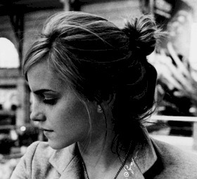 Gropemione's profile picture. Screw the boy who lived, I'm humping the ginger wonder. He's idiotic, inappropriate and a total wuss when it comes to spiders. But his all mine. (RP 21+)