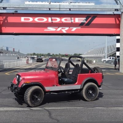 JonLarew's profile picture. 