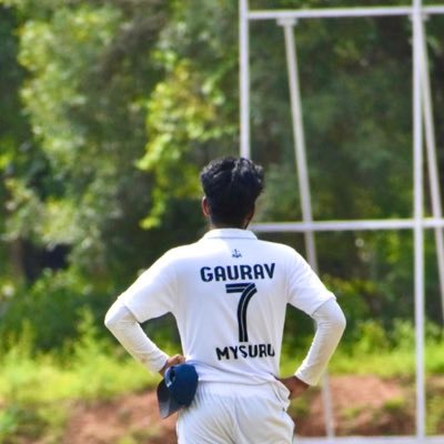Gaurav___78's profile picture. 24 | cricketer 🏏