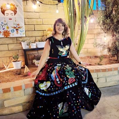 dalila_rosa's profile picture. Mexicana, madre de 3 hermosas mujeres, esposa enamorada, abuela de Mikael. Vegetariana, amo viajar, cocinar.
En las manos de Abba. 💙