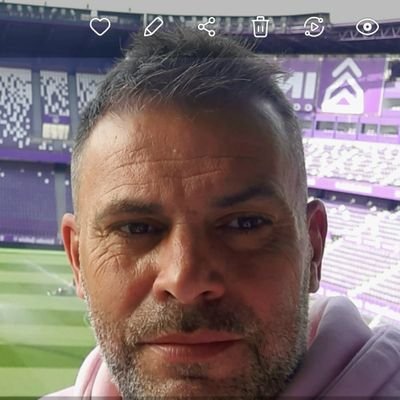 Ex futbolista profesional , entrenador UEFA PRO  y ahora trabajando en las categorías inferiores R. Valladolid.⚽⚽DIRECTOR CHUCHI MACON ACADEMY.⚽⚽