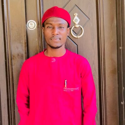 Studied Bsc Biology 🧬 Kebbi State Uni of science nd technology Aliero, Truly Barca nd Arsenal fan, Rice nd beans my favorite meal.