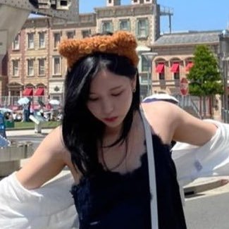 jellys_mina's profile picture. TWICE