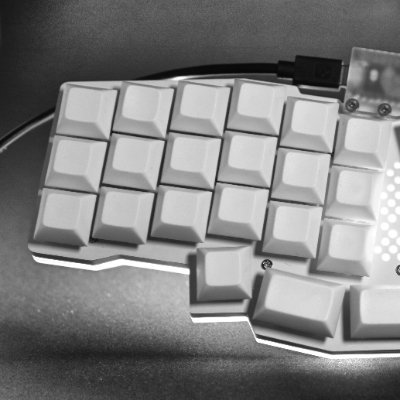 Keyboards. Techno. Distortion. Code. Cats. Stop killing people. No NFTs. End Capitalism. Non-Binary. They/Them.
@nononoyesyesyes@mastodon.gamedev.place