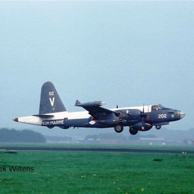 retired Naval officer with 41 years in service, 25 years as aircrew in P2 and P3 aircraft