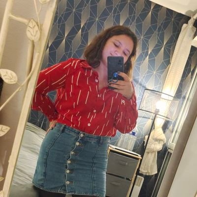 '' c'est pas moi, j'ai un alibi, j'étais au cinéma''


Vinted : csophie10