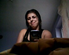 azize_serseri's profile picture. kendime guveniyorum istedimi elde ederim durustluyu seviyorum  yalani sevmem  sevdimide tam secverim  severim ama sevilmeyide isterim romantikim kucucuk bir sey