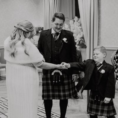 shellmcmillanx's profile picture. S&L&F👪🐶❤️