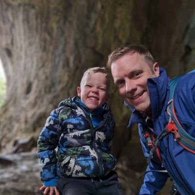 Husband, Daddy, Paramedic, co wrote a book once and @SSART1 team leader. Ex secondary teacher. Staffordshire.