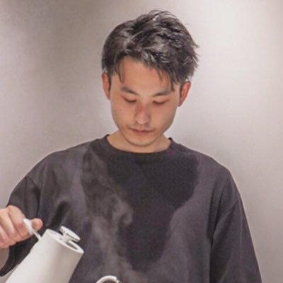 コーヒーの淹れ手から日本茶バリスタへ転身。日本初となる日本茶とプラントミルクティー専門店 @and_tei オーナー。2号店はプラントミルクコーヒー専門店 @mute_milkcoffee をオープン