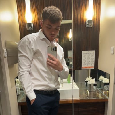 lewisleggett1's profile picture. 