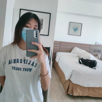 jwuenn1's profile picture. 👩‍⚕