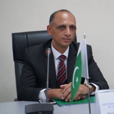 linesarea2's profile picture. 