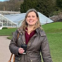 Laura Breene (@ljwidd) 's Twitter Profile