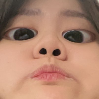 AngieWangYQ's profile picture. I’m dancing away the pain◾️