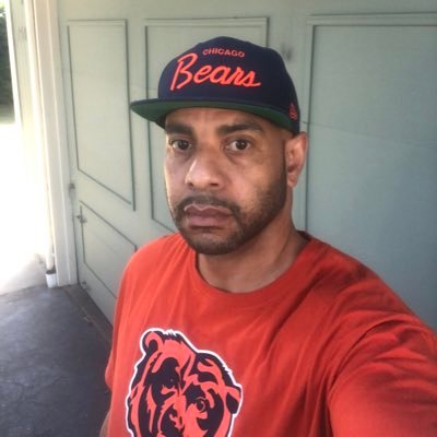 Chicago Bears all day 🐻⬇️                Notre Dame Football 🍀🏈 LA Lakers 🏀 Georgetown Hoyas 🏀 AAU Tacoma Swish coach 🏀 Bowler 🎳 Libra ♎️