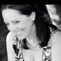 SARAH LEWIS (@sasarcola) 's Twitter Profile