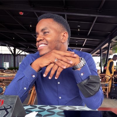 jerrydmaya's profile picture. Arsenal . Heat . 49ers . SIC PARVIS MAGNA Apple Fanboy Doctor👨🏾‍⚕️🩺🏥