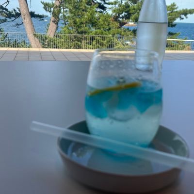 いつの間にか5年目!?ギリギリの生活の中で本をつくるお仕事U・x・U withわんこ暮らし〜わんことゆるりとストイックに