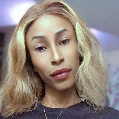 NeneAude's profile picture. ivoirienne et fière, étudiante en droit. aime la musique et les sorties entre amis.
Dieu mon premier amour.