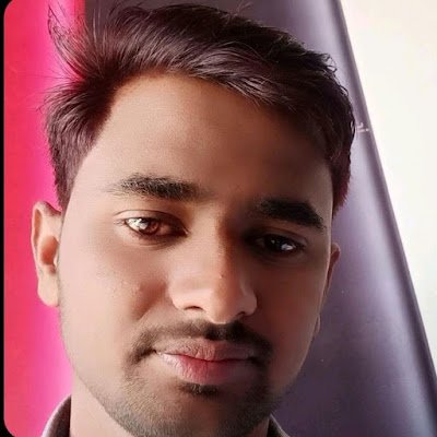 RShapaura's profile picture.
