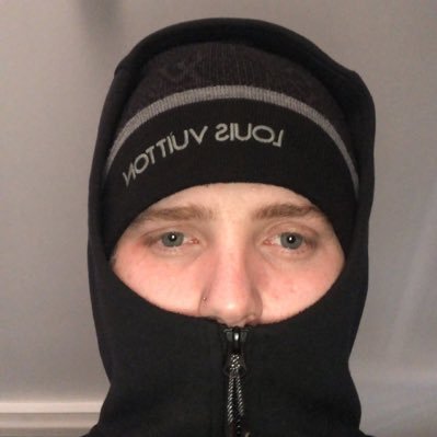 YouiiVuitton's profile picture. @Astriqxx is a pig                                                                    
Gods of the Aren @jigsawr6 @cissr_