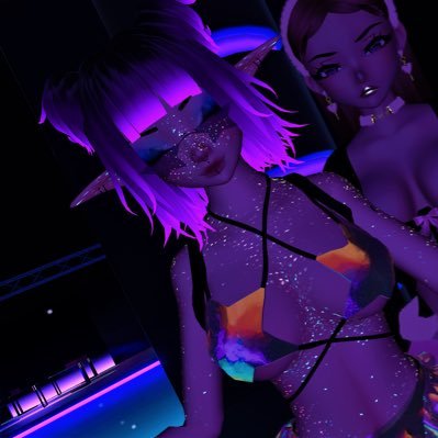 thesurpriise's profile picture. didn't they tell you the views ain't as good from the sidelines? 💙🦋