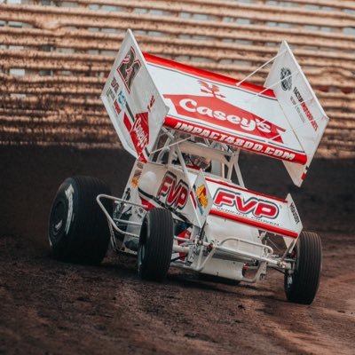 Official Twitter of Brian Brown. Driver of the @CaseysGenStore | @FVPparts #21 sprint car.