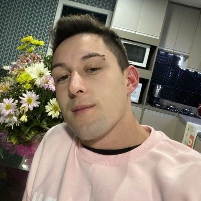 Chicago Native, U of Illinois Alum and Esports Professional