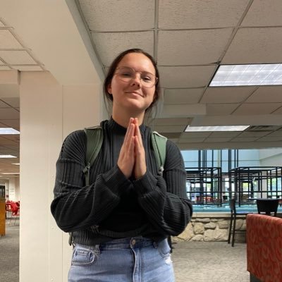 flamboyantlily's profile picture. 