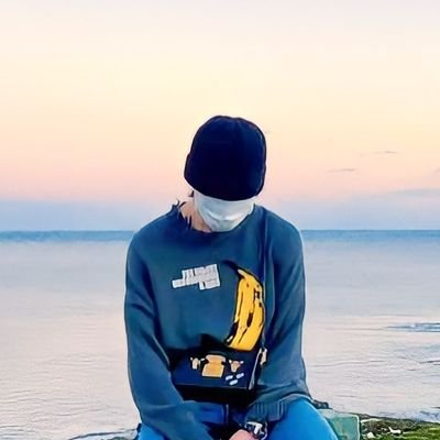 v_withlv's profile picture. blessing your timeline with bangtan || love 
                                                    @BTS_twt