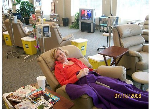 MelanomaMelee's profile picture. Surviving, thriving, & jiving the joys of cancer!  A cancer tweeter aspiring to be comic relief for those in need of a dose during treatment & recovery!