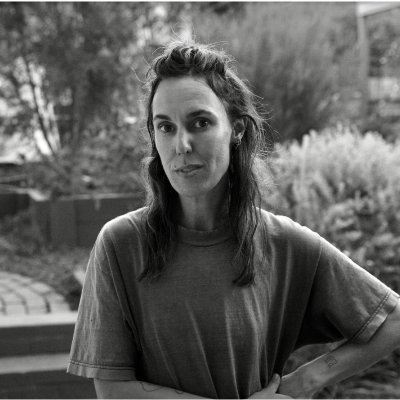 hollythrosby's profile picture. songwriter / musician / novelist
mostly gardening gayly