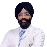 drmandeepbestcosmeticsurgery(@mandeepcosmetic) 's Twitter Profile Photo