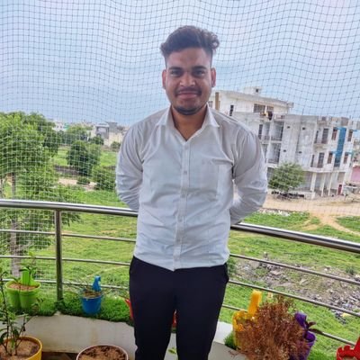 vyas6165's profile picture. pursuing CMA ✨
                                                                                  भारतीय 🇮🇳